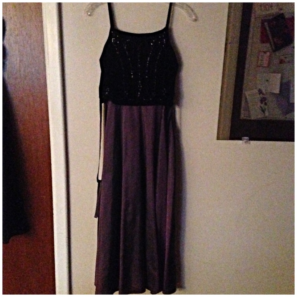 Velvet top cocktail dress